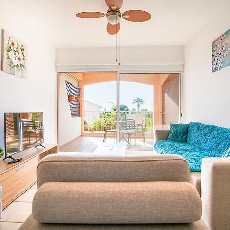 Resitour - Regina Gardens Apartment Пафос Екстериор снимка