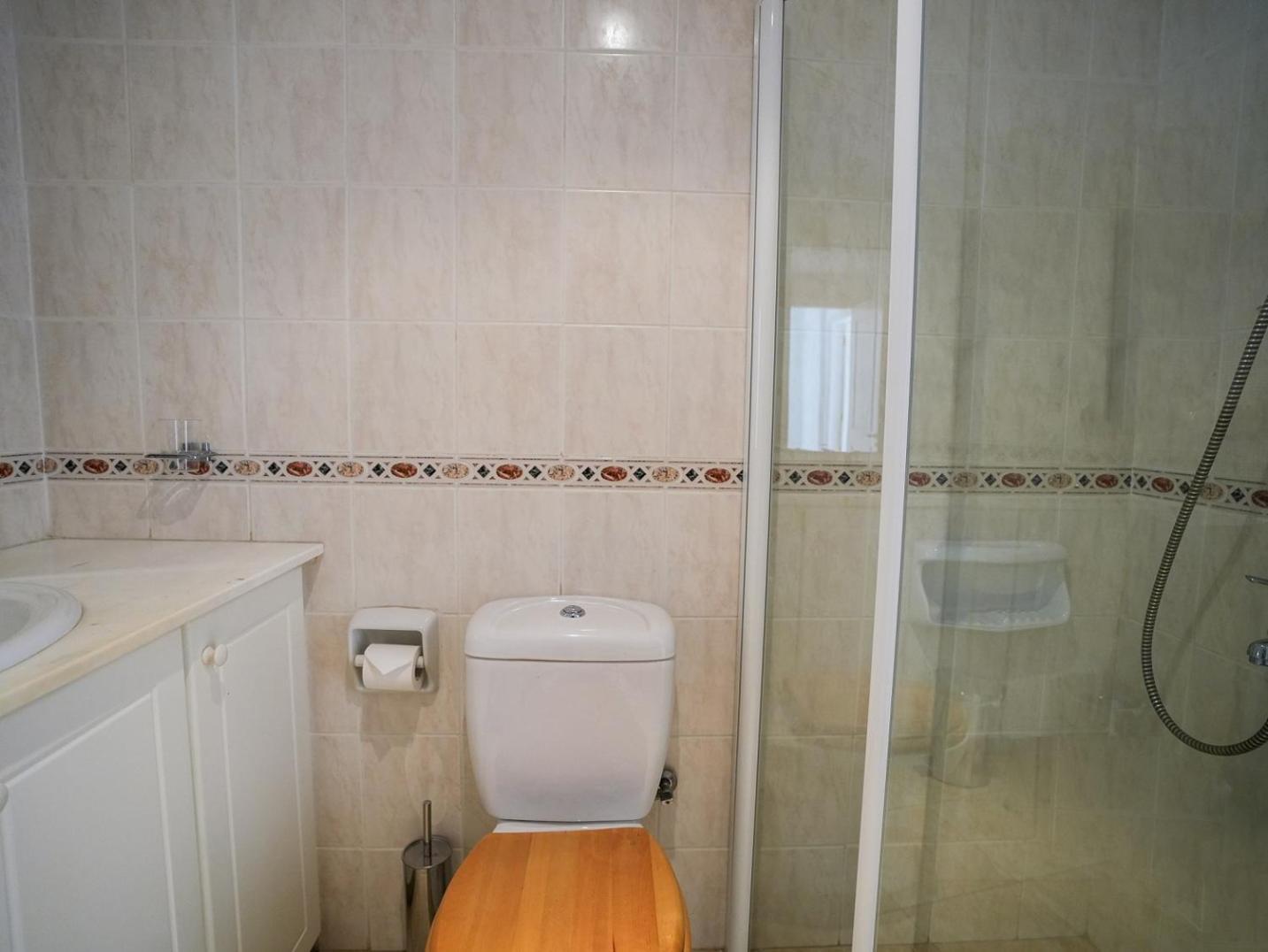 Resitour - Regina Gardens Apartment Пафос Екстериор снимка